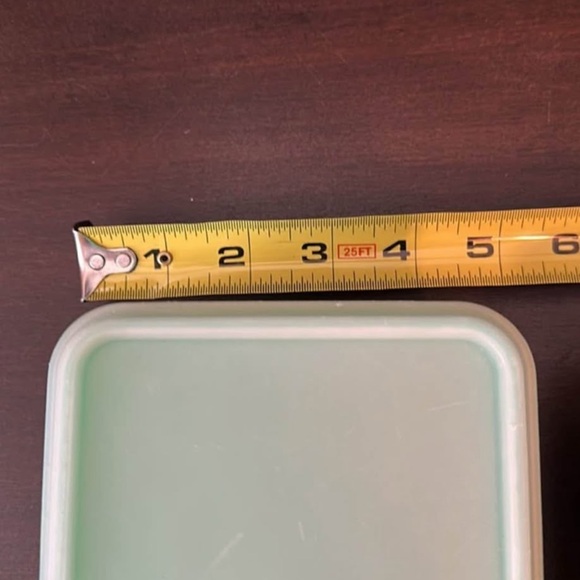 Vintage Green and Orange Tupperware Containers - Picture 8 of 9